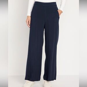 High Waisted Playa wide legged pants